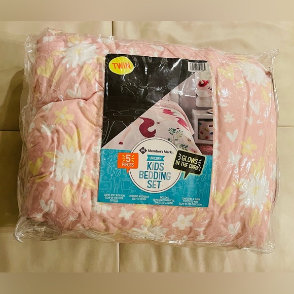 MEMBER'S Mark Glow-in-The-Dark comforter set Kids' 2 Pieces  (Unicorn, twin) - Picture 1 of 10